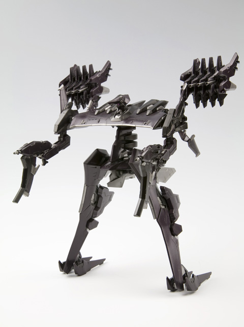 This New 'Armored Core 4' Toy From Kotobukiya Is Everything I