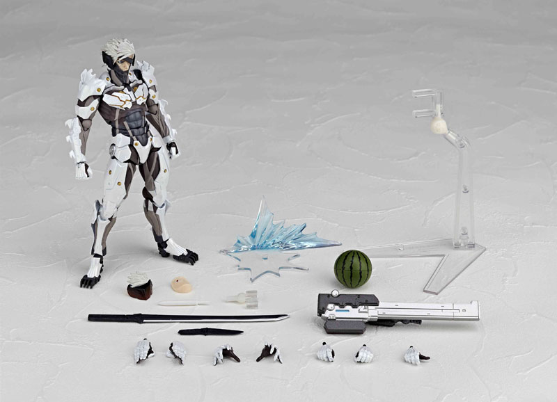 Metal Gear Rising White Raiden Statue to Be SDCC Exclusive