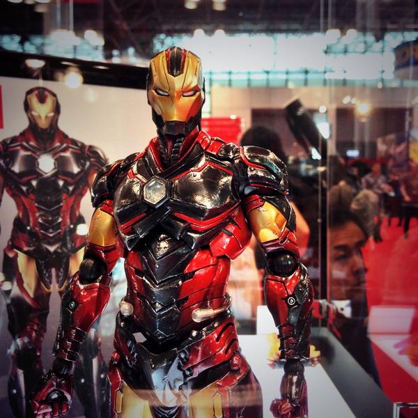 Play Arts Kai Variant Iron Man | CollectionDX